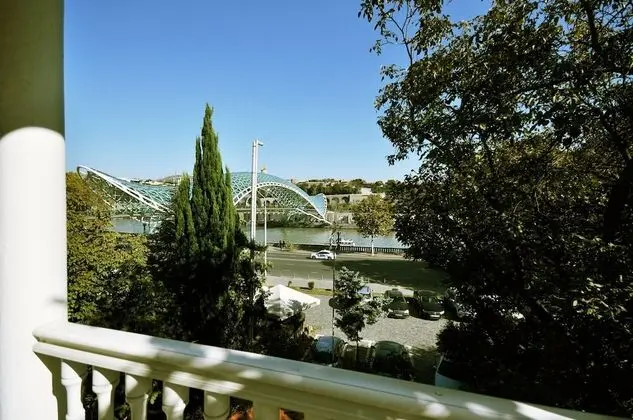 Superior Tek Büyük veya İki Ayrı Yataklı Oda, Balkon, Nehir Manzaralı