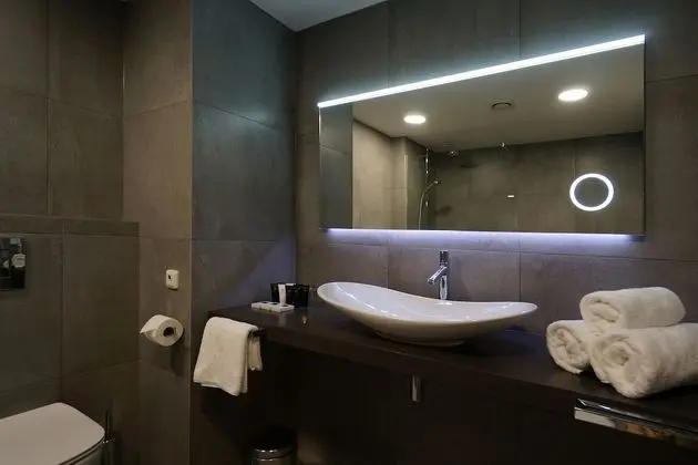 Tek Büyük veya İki Ayrı Yataklı Oda