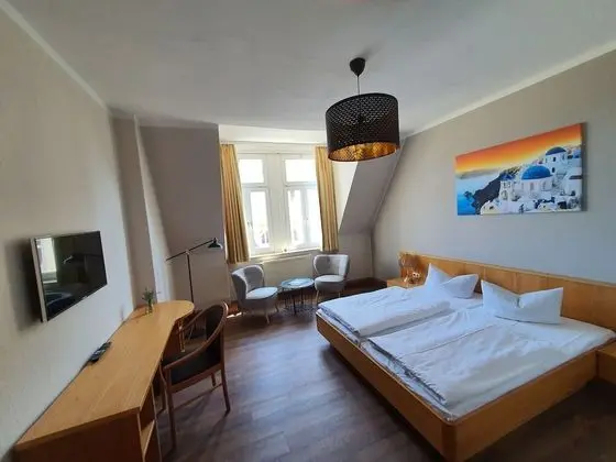 Grand Tek Büyük Yataklı Oda