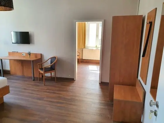 Grand Tek Büyük Yataklı Oda