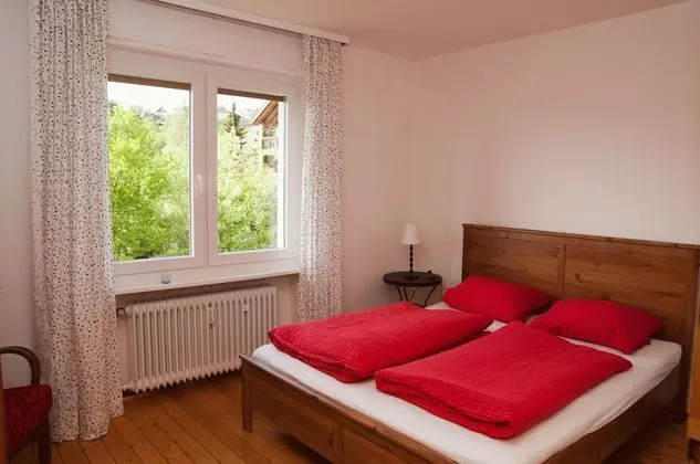 Apart Daire, Göl Manzaralı