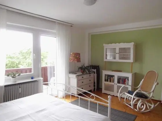 Apart Daire, Göl Manzaralı