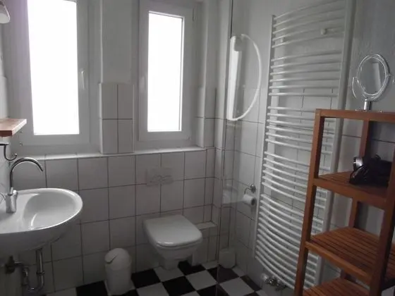 Apart Daire, Göl Manzaralı