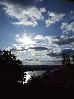 Apart Daire, Göl Manzaralı