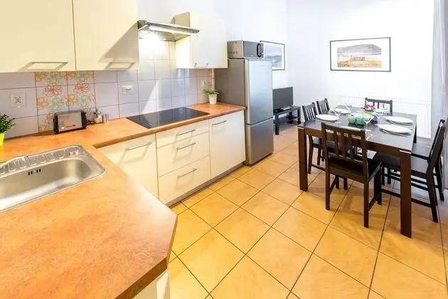 Apart Daire, 3 Yatak Odası (Staszica 7 street)