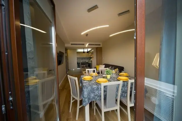 Exclusive Apart Daire, 1 Yatak Odası, Balkon, Şehir Manzaralı