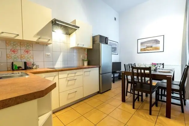 Apart Daire, 3 Yatak Odası (Staszica 7 Street)