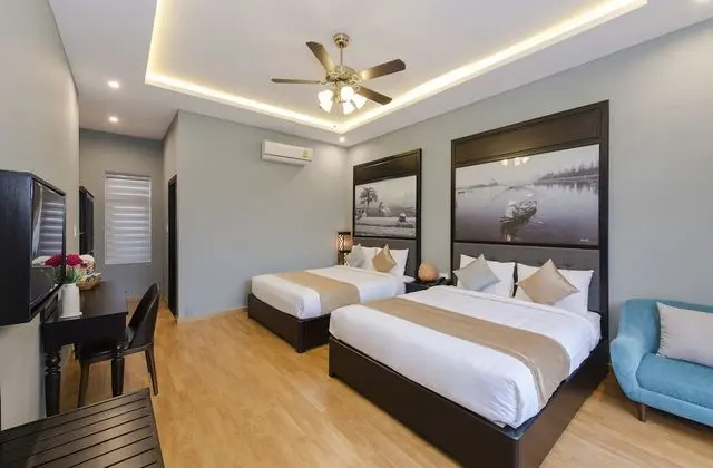 Deluxe Tek Büyük veya İki Ayrı Yataklı Oda, Havuz Manzaralı