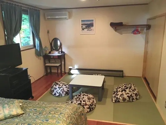 Oda, Ortak Banyo (Japanese Western Style)