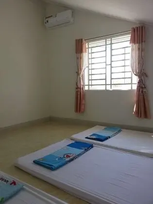 Family Villa, Avlu