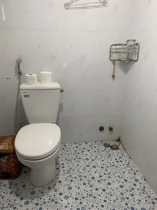 Standard Ev, 6 Yatak Odası, Havuz Kenarı