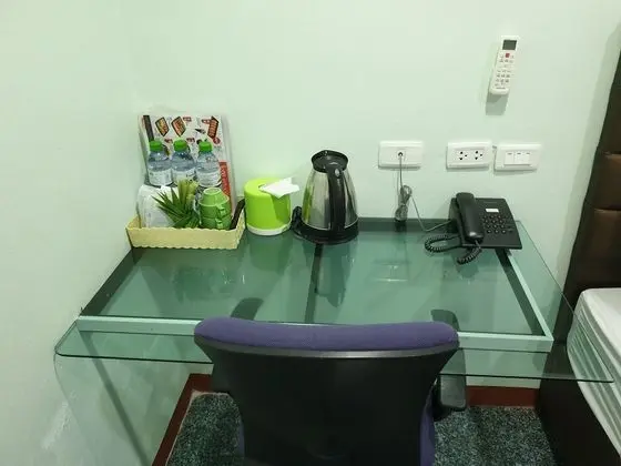 Üç Kişilik Oda