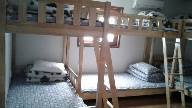 Ortak Ranzalı Oda, Sadece erkekler için (6 Beds)