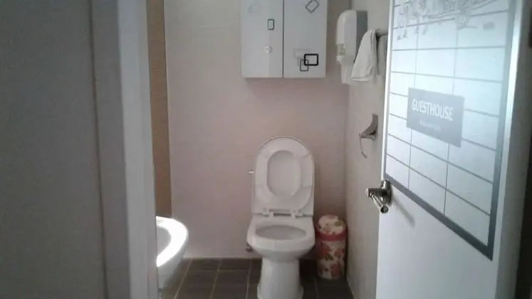 Ortak Ranzalı Oda, Sadece erkekler için (6 Beds)