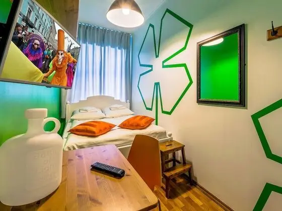 Standard Tek Büyük Yataklı Oda, Ortak Banyo