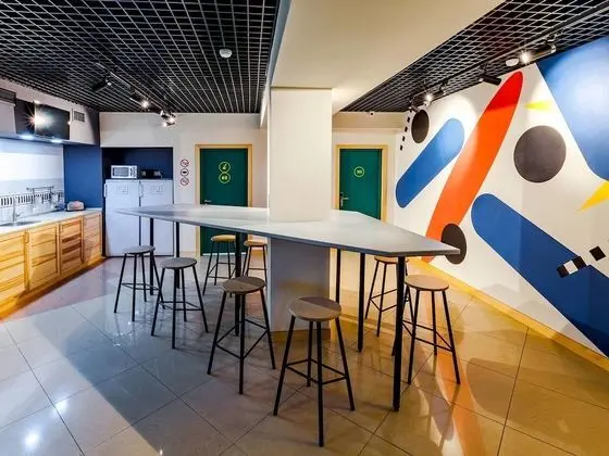 Basic Ortak Ranzalı Oda, Sadece kadınlar için