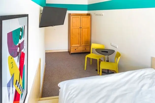 Basic Tek Büyük Yataklı Oda