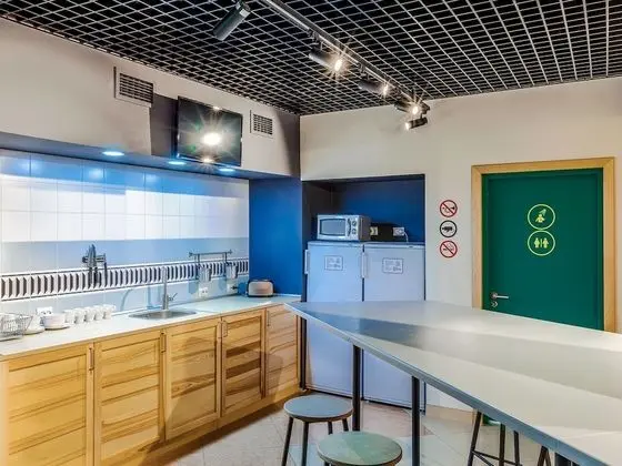 Basic Tek Büyük Yataklı Oda