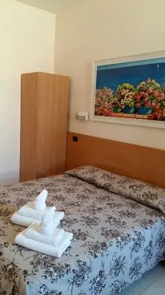 Economy Tek Büyük veya İki Ayrı Yataklı Oda