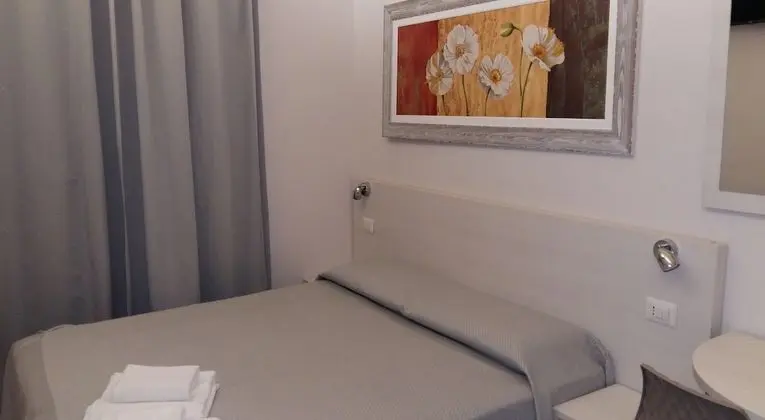 Economy Tek Büyük veya İki Ayrı Yataklı Oda