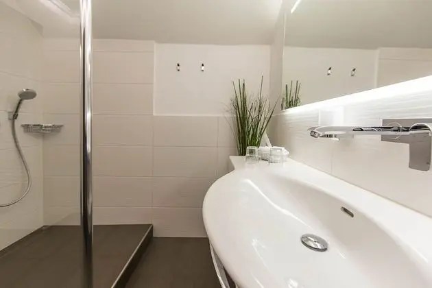 Comfort Tek Büyük Yataklı Oda, 1 Çift Kişilik Yatak, Dağ Manzaralı