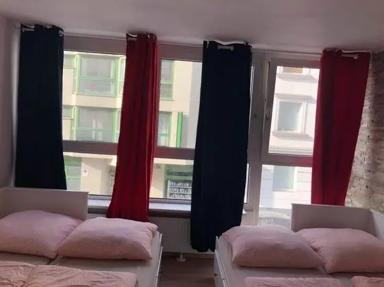 Stüdyo (1, incl. 30 EUR  Cleaning Fee)