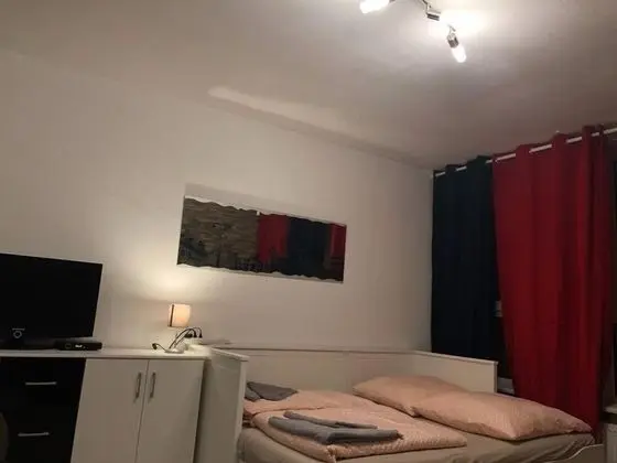 Stüdyo (1, incl. 30 EUR  Cleaning Fee)
