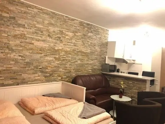 Stüdyo (1, incl. 30 EUR  Cleaning Fee)
