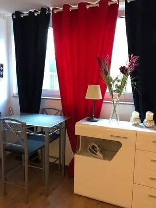 Stüdyo (1, incl. 30 EUR  Cleaning Fee)