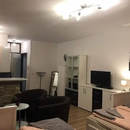 Stüdyo (2, incl. 30 EUR Cleaning Fee)