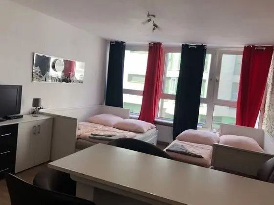 Stüdyo (2, incl. 30 EUR Cleaning Fee)