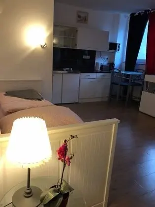 Stüdyo (2, incl. 30 EUR Cleaning Fee)