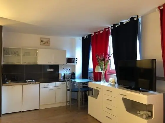 Stüdyo (2, incl. 30 EUR Cleaning Fee)