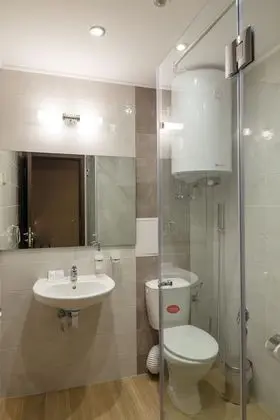 Standard Tek Büyük veya İki Ayrı Yataklı Oda, Dağ Manzaralı