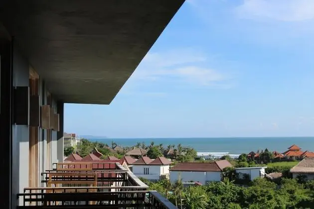 Deluxe Oda, Balkon, Havuz Manzaralı