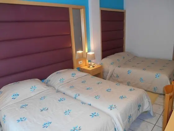 Üç Kişilik Oda