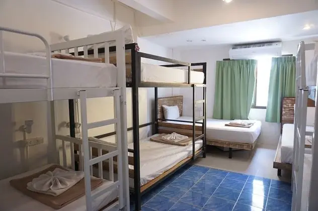 Mixed Dormitory