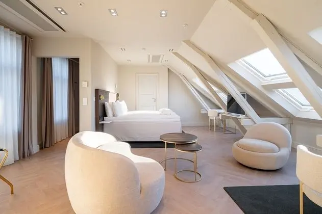 Signature Stüdyo Süit (Loft Suite)