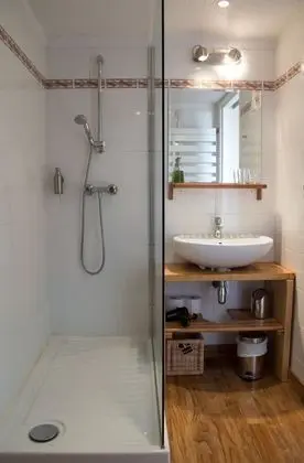 Standard Tek Büyük Yataklı Oda, Banyolu/Duşlu, Dağ Manzaralı