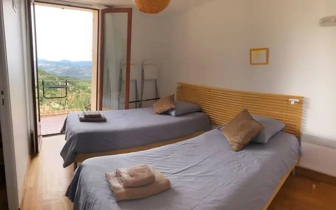 Superior Tek Büyük veya İki Ayrı Yataklı Oda, Banyolu/Duşlu, Deniz Manzaralı (Balcon/Balcony)