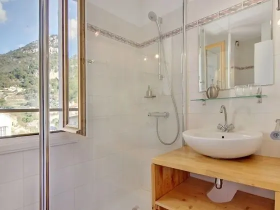 Superior Tek Büyük veya İki Ayrı Yataklı Oda, Banyolu/Duşlu, Deniz Manzaralı (Balcon/Balcony)