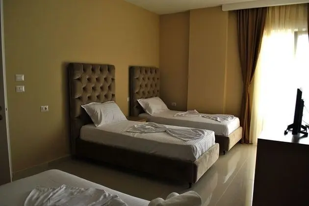 Deluxe Dört Kişilik Oda