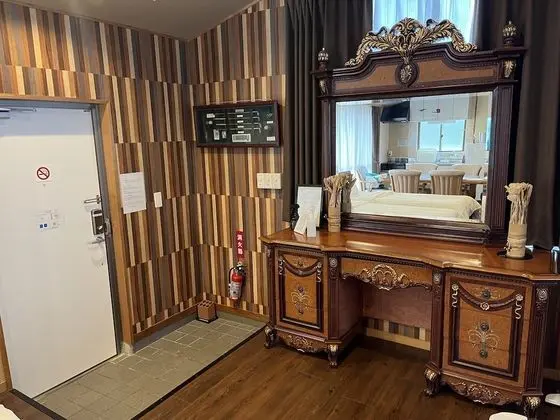 Daire, Sigara İçilmez (2nd Floor)