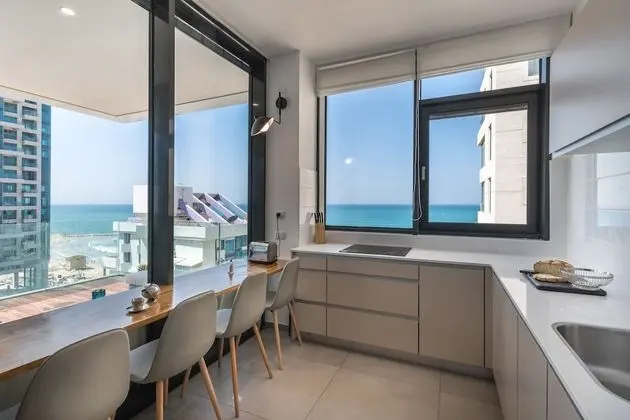 Royal Apart Daire, Okyanus Manzaralı