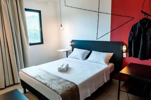 Design Tek Büyük Yataklı Oda