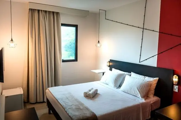 Design Tek Büyük Yataklı Oda