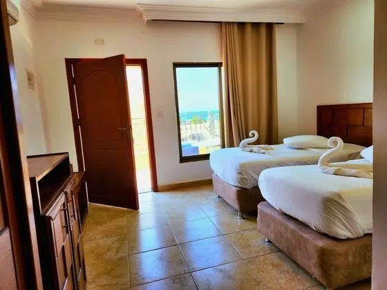 Deluxe Tek Büyük veya İki Ayrı Yataklı Oda, 1 Yatak Odası, Balkon, Deniz Manzaralı