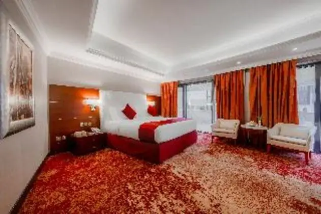 JUNIOR SUITE