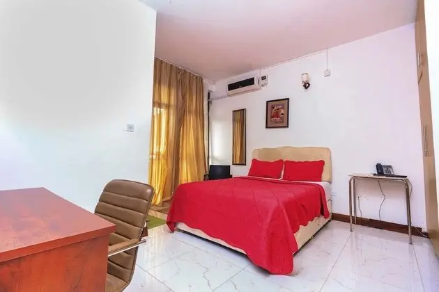 Tek Büyük Yataklı Oda, Özel Banyo (Queen)