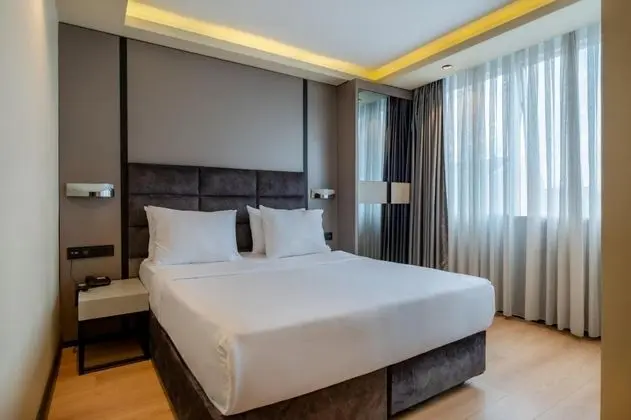 Standart Oda, Şehir Manzaralı